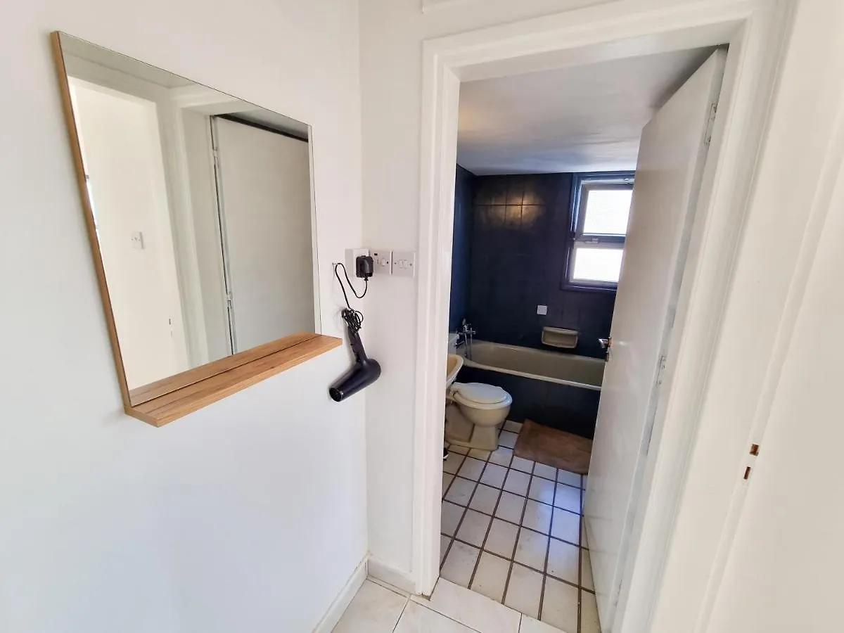 City View Rooms لارنكا